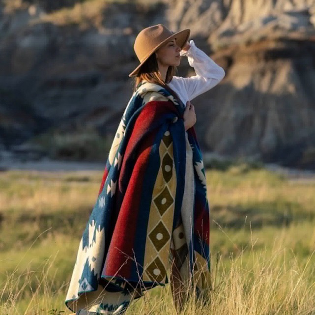 Alpakkapledd Blue Sunset - modell